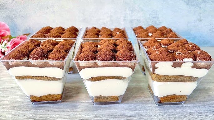 Coupes de pudding tiramisu