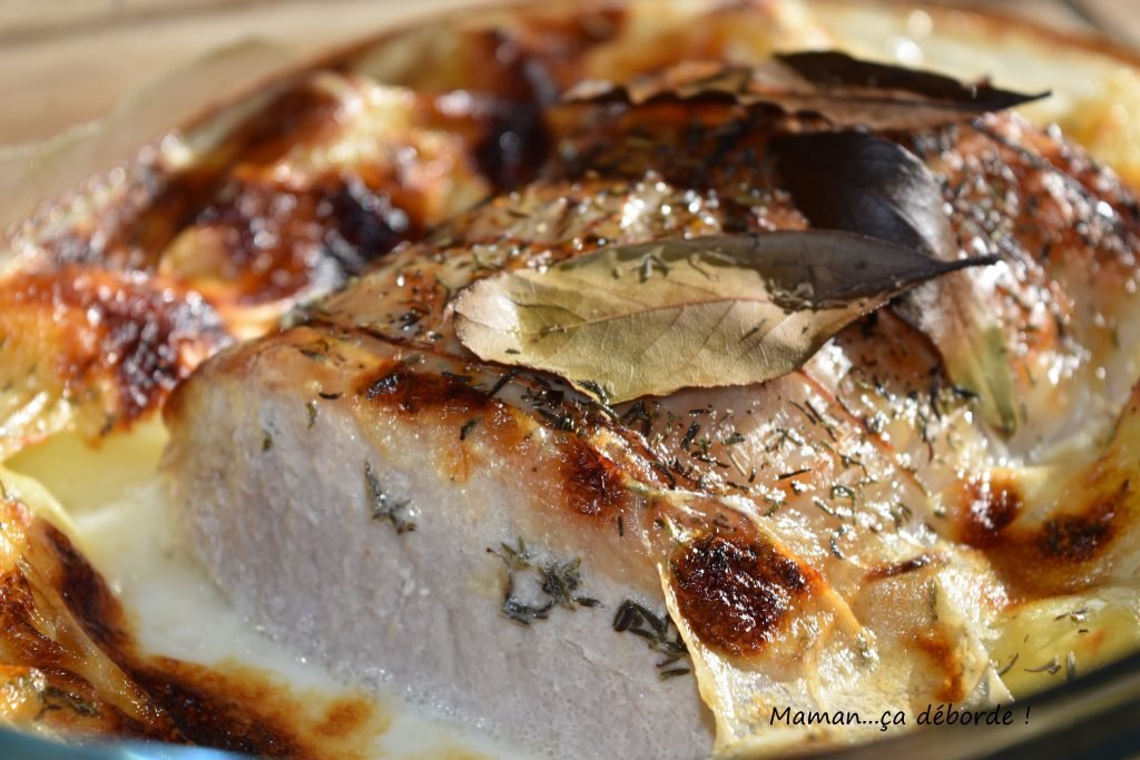 Porc rôti lentement (ultra tendre) + pommes de terre + salade de chou fermenté